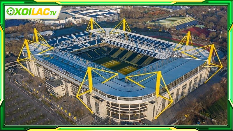 Sân vận động Signal Iduna Park còn được biết đến với tên gọi “Westfalenstadion”
